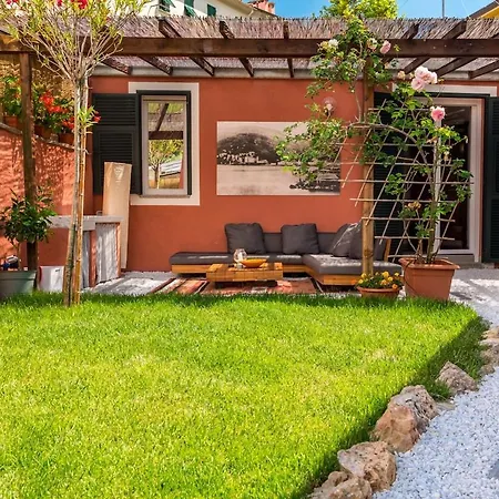 Independenthouse 5terre Garden , Parking شقة *