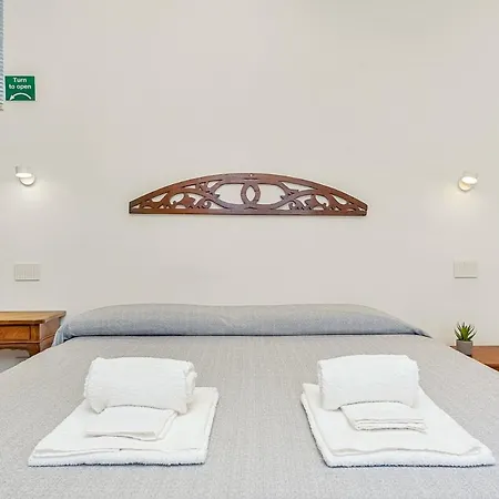 Independenthouse 5terre Garden , Parking *