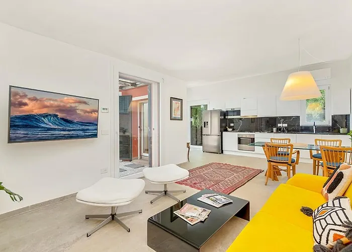 Independenthouse 5terre Garden , Parking * La Spezia