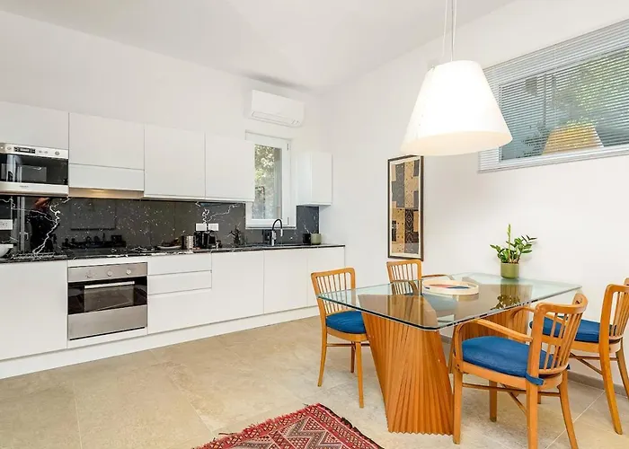 Apartment Independenthouse 5terre Garden , Parking La Spezia